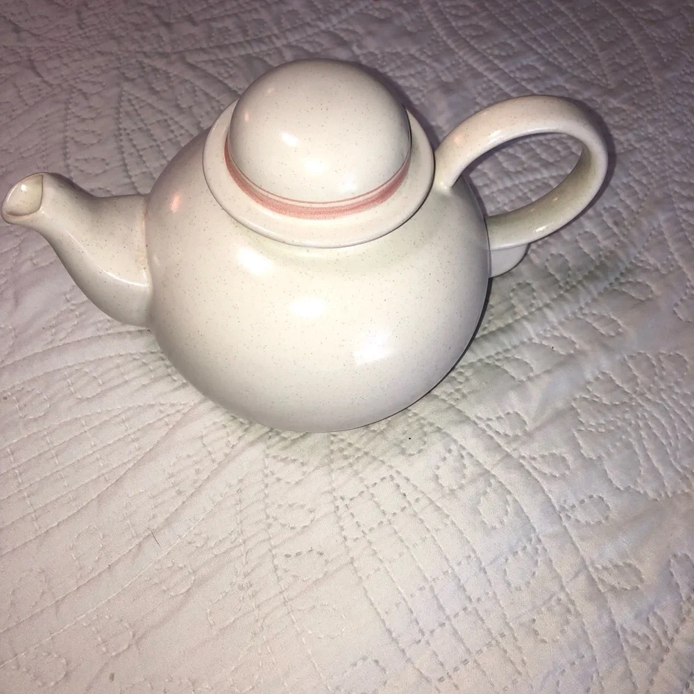 VINTAGE RARE COUNTRY CUPBOARD KOREA STONE TEAPOT